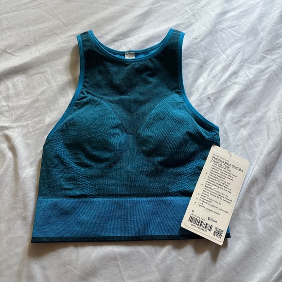 Lululemon Bra - Picture 1 of 3